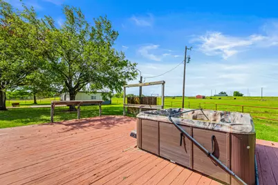 11077 County Road 440, Thorndale, TX 76577 - Photo 35