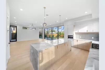 2107 Brackenridge Street #2, Austin, TX 78704 - Photo 15