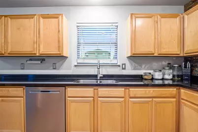 8936 Milton Lease Drive, Austin, TX 78747 - Photo 11