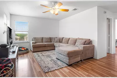 8936 Milton Lease Drive, Austin, TX 78747 - Photo 15