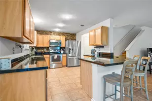 8936 Milton Lease Dr, Austin, TX 78747 - Photo 9