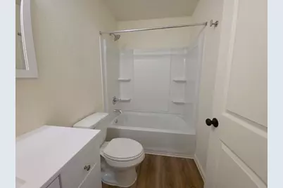 2002 W 2nd Street #200, Taylor, TX 76574 - Photo 7