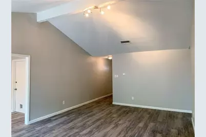 11640 Parkfield Drive, Austin, TX 78758 - Photo 5