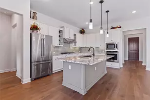 2000 Mazarro Dr, Leander, TX 78641 - Photo 13