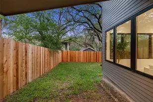 2611 Oak Crest Ave, Austin, TX 78704 - Photo 33