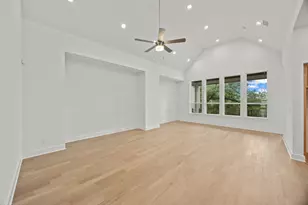 1700 Crimson Sunset Dr, Georgetown, TX 78628 - Photo 5
