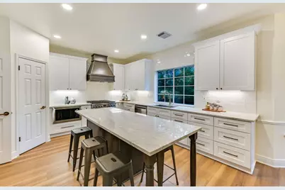 5217 China Garden Drive, Austin, TX 78730 - Photo 5