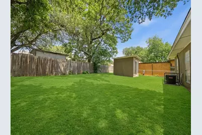 5435 Painted Horse Street, San Antonio, TX 78242 - Photo 15