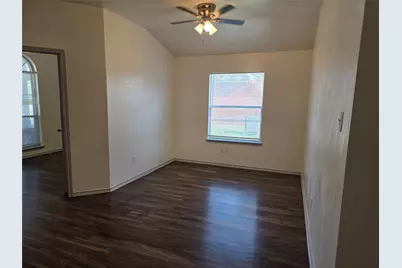 319 Riverwalk Drive, Hutto, TX 78634 - Photo 9