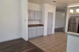 319 Riverwalk Dr, Hutto, TX 78634 - Photo 11