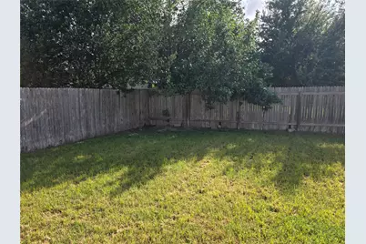 319 Riverwalk Drive, Hutto, TX 78634 - Photo 7