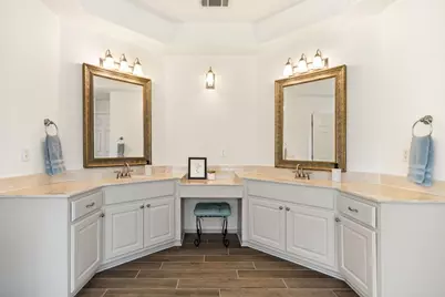 744 W Bartlett Drive, Buda, TX 78610 - Photo 25