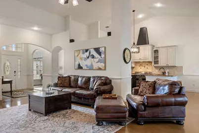 744 W Bartlett Drive, Buda, TX 78610 - Photo 7