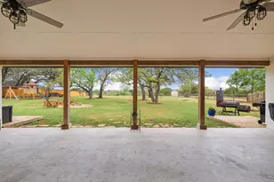 744 W Bartlett Dr, Buda, TX 78610 - Photo 33