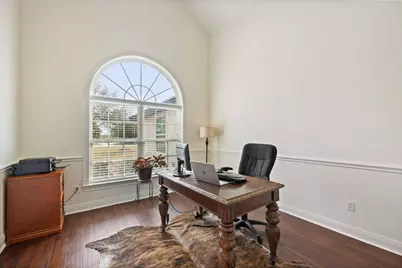 744 W Bartlett Drive, Buda, TX 78610 - Photo 5