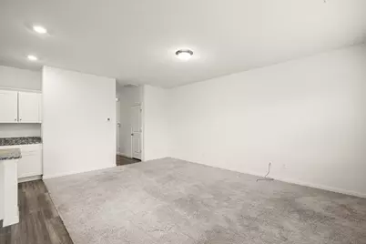 109 Gray Fox Loop, Hutto, TX 78634 - Photo 7