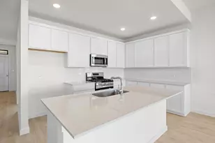 112 Divisadero Dr, Hutto, TX 78634 - Photo 11