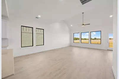 112 Divisadero Drive, Hutto, TX 78634 - Photo 15