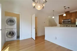 13420 Lyndhurst St, Austin, TX 78729 - Photo 9