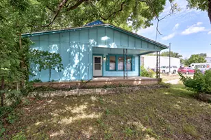 920 Shady Ln, Austin, TX 78702 - Photo 5