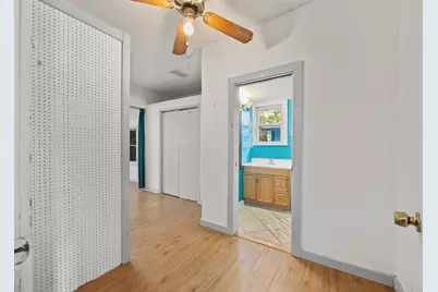 920 Shady Lane, Austin, TX 78702 - Photo 11