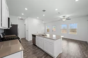 15216 Spruce Frost Cv, Del Valle, TX 78617 - Photo 3