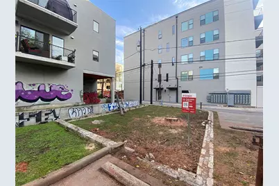 1613 E 7th Street, Austin, TX 78702 - Photo 3