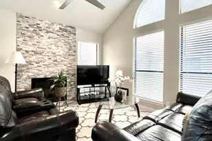 2902 Cole St, Austin, TX 78705 - Photo 25