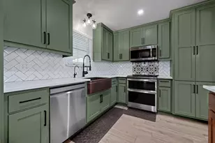 301 N 8th St, Jarrell, TX 76537 - Photo 11