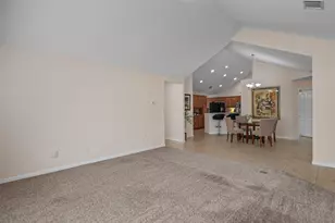 30 Wildwood Dr, Georgetown, TX 78633 - Photo 3