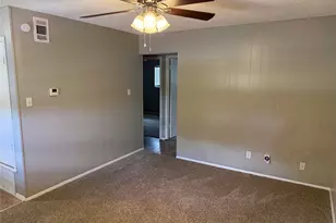 1209 Vance St, Taylor, TX 76574 - Photo 7