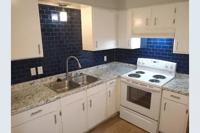 1209 Vance Street #10, Taylor, TX 76574 - Photo 3