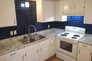 1209 Vance St, Taylor, TX 76574 - Photo 3