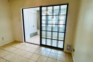 1510 W N Loop Blvd, Austin, TX 78756 - Photo 7