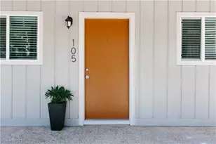1302 E 52nd St, Austin, TX 78723 - Photo 9