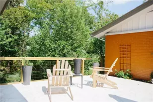 1302 E 52nd St, Austin, TX 78723 - Photo 11