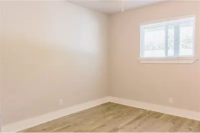 1302 E 52nd Street #105, Austin, TX 78723 - Photo 5