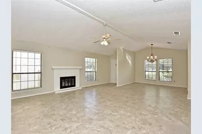 1202 Thorpe Lane #305, San Marcos, TX 78666 - Photo 9