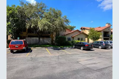 1202 Thorpe Lane #305, San Marcos, TX 78666 - Photo 5