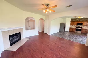 206 Almquist St, Hutto, TX 78634 - Photo 3