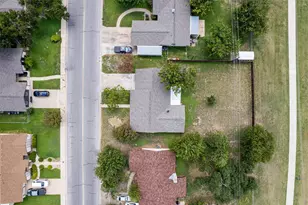 1700 Deep Wood Dr, Round Rock, TX 78681 - Photo 37