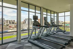 800 Embassy Dr, Austin, TX 78702 - Photo 21