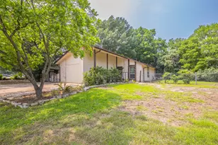 2520 Bitter Creek Dr, Austin, TX 78744 - Photo 19