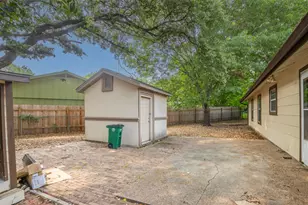 2520 Bitter Creek Dr, Austin, TX 78744 - Photo 23