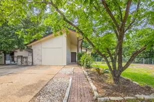 2520 Bitter Creek Dr, Austin, TX 78744 - Photo 21