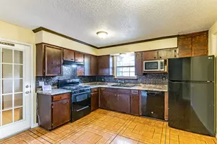 2520 Bitter Creek Dr, Austin, TX 78744 - Photo 5
