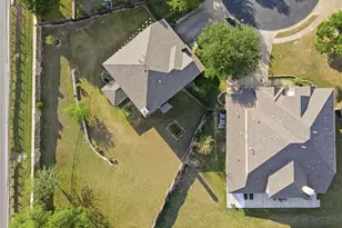 2215 Heritage Well Ln, Pflugerville, TX 78660 - Photo 35