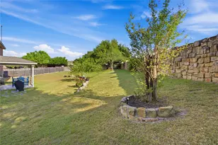 2215 Heritage Well Ln, Pflugerville, TX 78660 - Photo 37