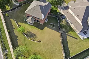 2215 Heritage Well Ln, Pflugerville, TX 78660 - Photo 3