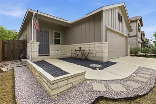 309 La Dera Dr, Liberty Hill, TX 78642 - Photo 3